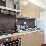 Incity Premium Garden Stay-central &private Terrace 부쿠레슈티