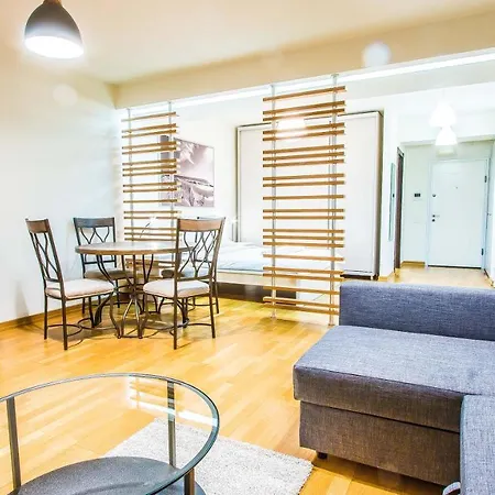 Incity Premium Garden Stay-central &private Terrace 부쿠레슈티