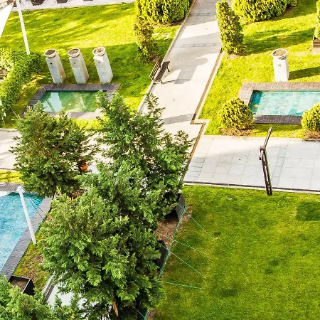 Incity Premium Garden Stay-central &private Terrace * 부쿠레슈티