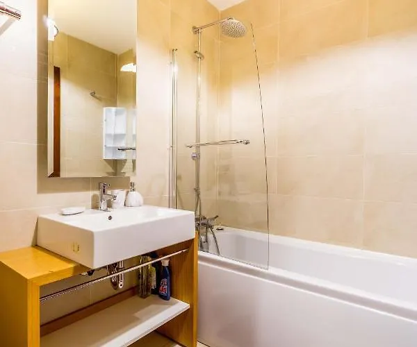 Incity Premium Garden Stay-central &private Terrace *