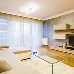 Incity Premium Garden Stay-central &private Terrace Apartment *