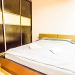 Incity Premium Garden Stay-central &private Terrace * Bukarest
