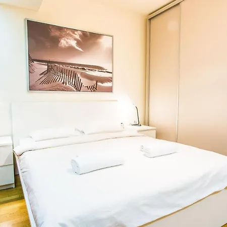 דירה Incity Premium Garden Stay-central &private Terrace