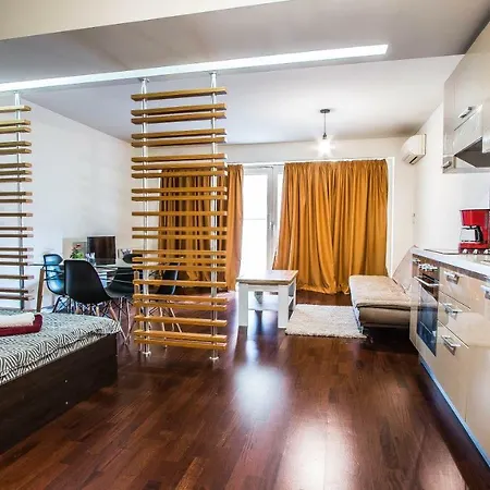 Incity Premium Garden Stay-central &private Terrace * Бухарест