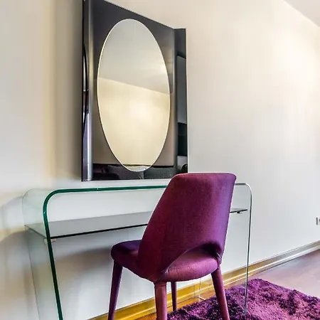 Апартаменти Incity Premium Garden Stay-central &private Terrace Бухарест