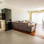 Incity Premium Garden Stay-central &private Terrace Appartement Bucarest