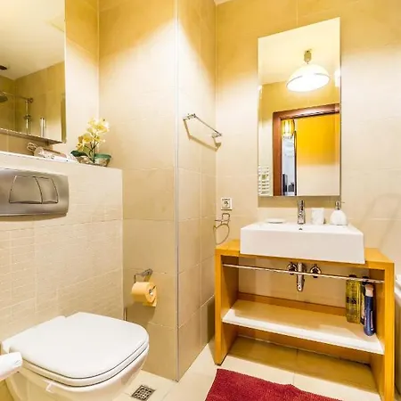 Incity Premium Garden Stay-central &private Terrace