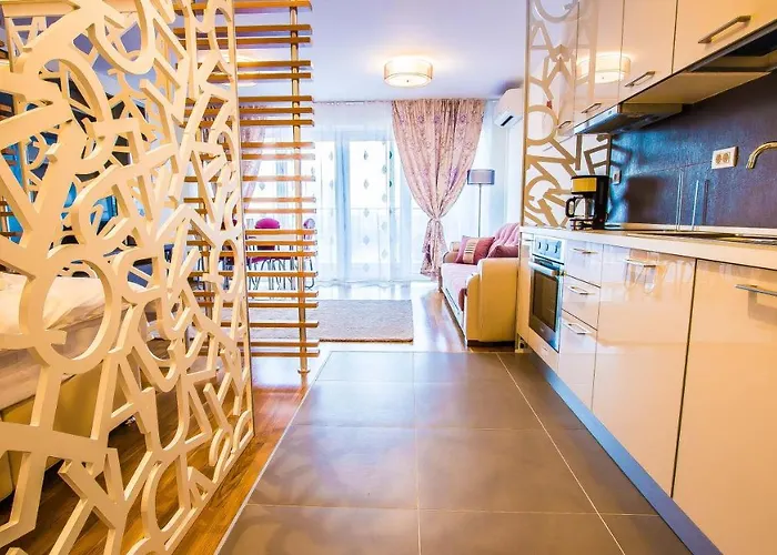Incity Premium Garden Stay-central &private Terrace Appartement
