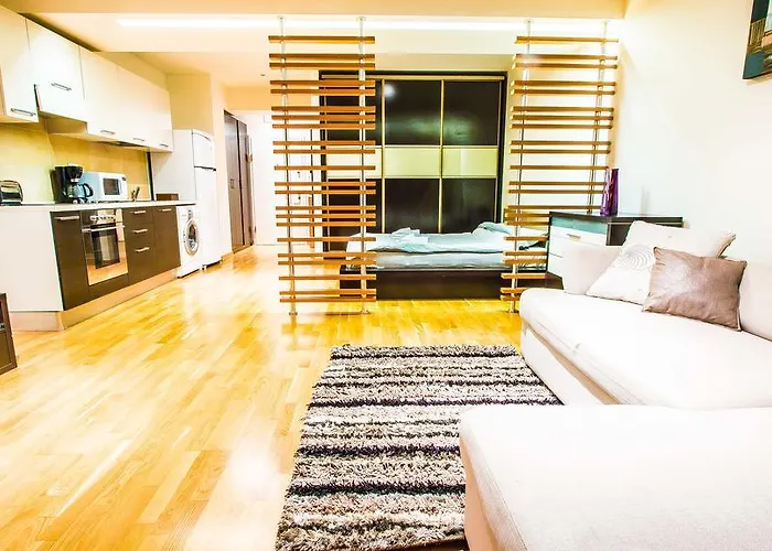 Apartmán Incity Premium Garden Stay-central &private Terrace