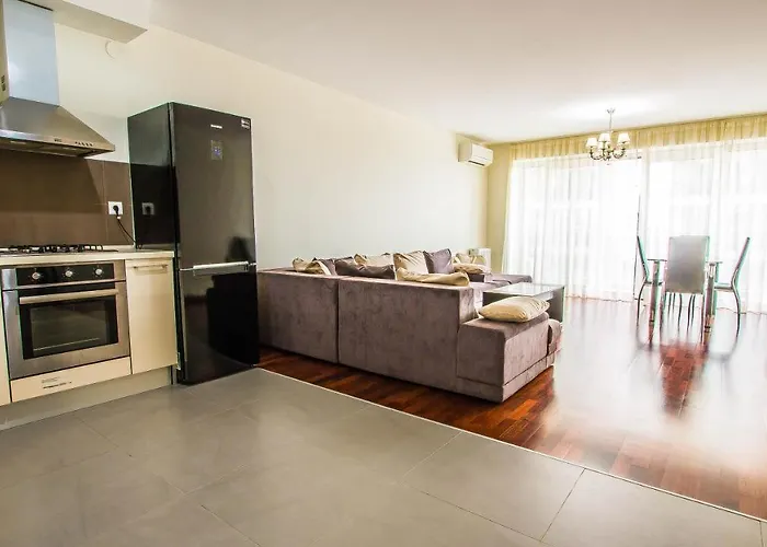 Incity Premium Garden Stay-central &private Terrace Appartement Boekarest