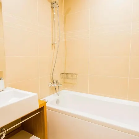 Incity Premium Garden Stay-central &private Terrace Appartement