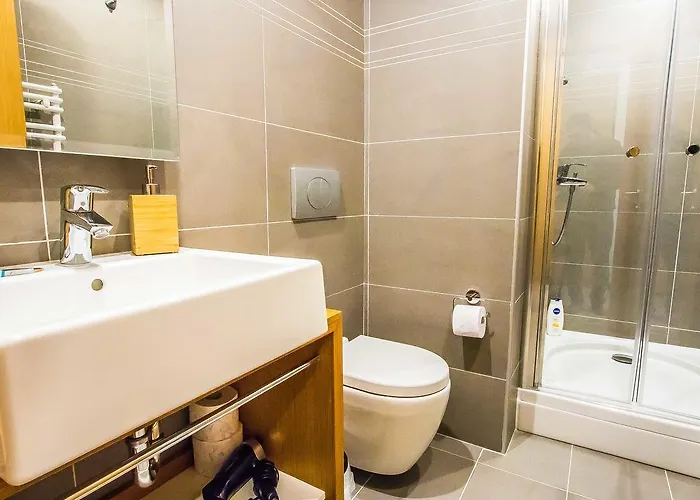 Incity Premium Garden Stay-central &private Terrace Apartmán
